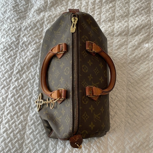 Vintage Louis Vuitton Speedy 30 - Picture 10 of 13